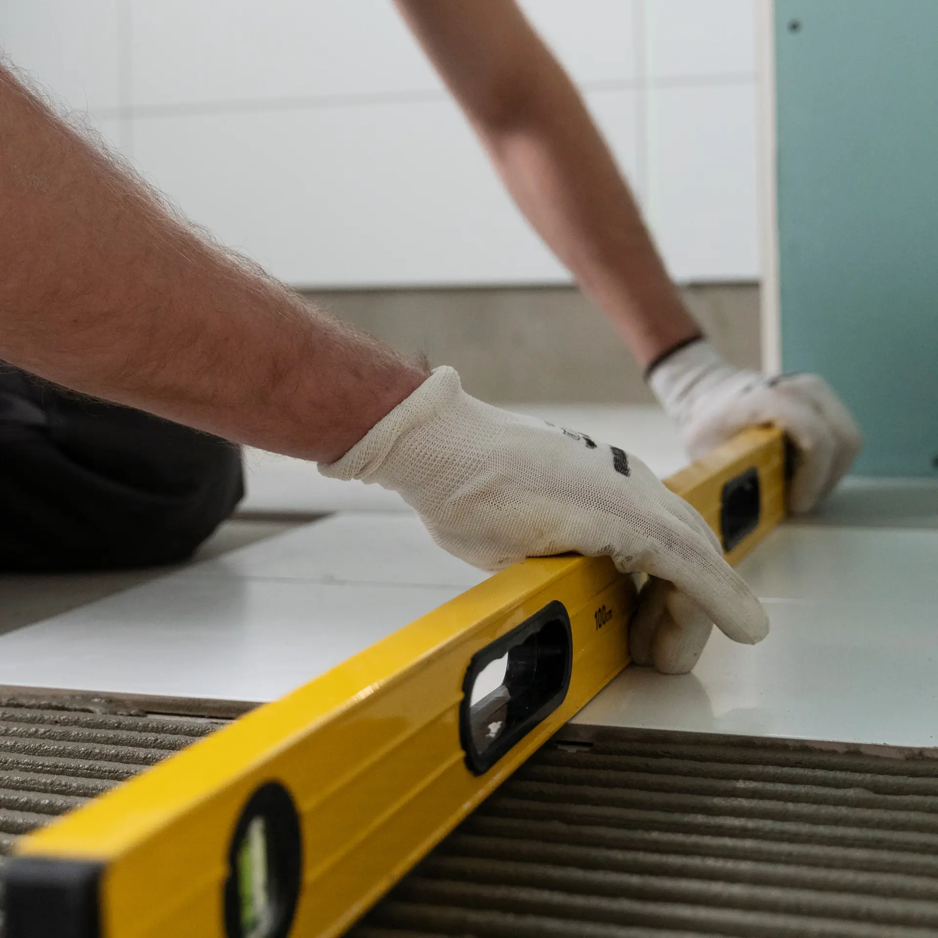 How to Replace a Broken Tile